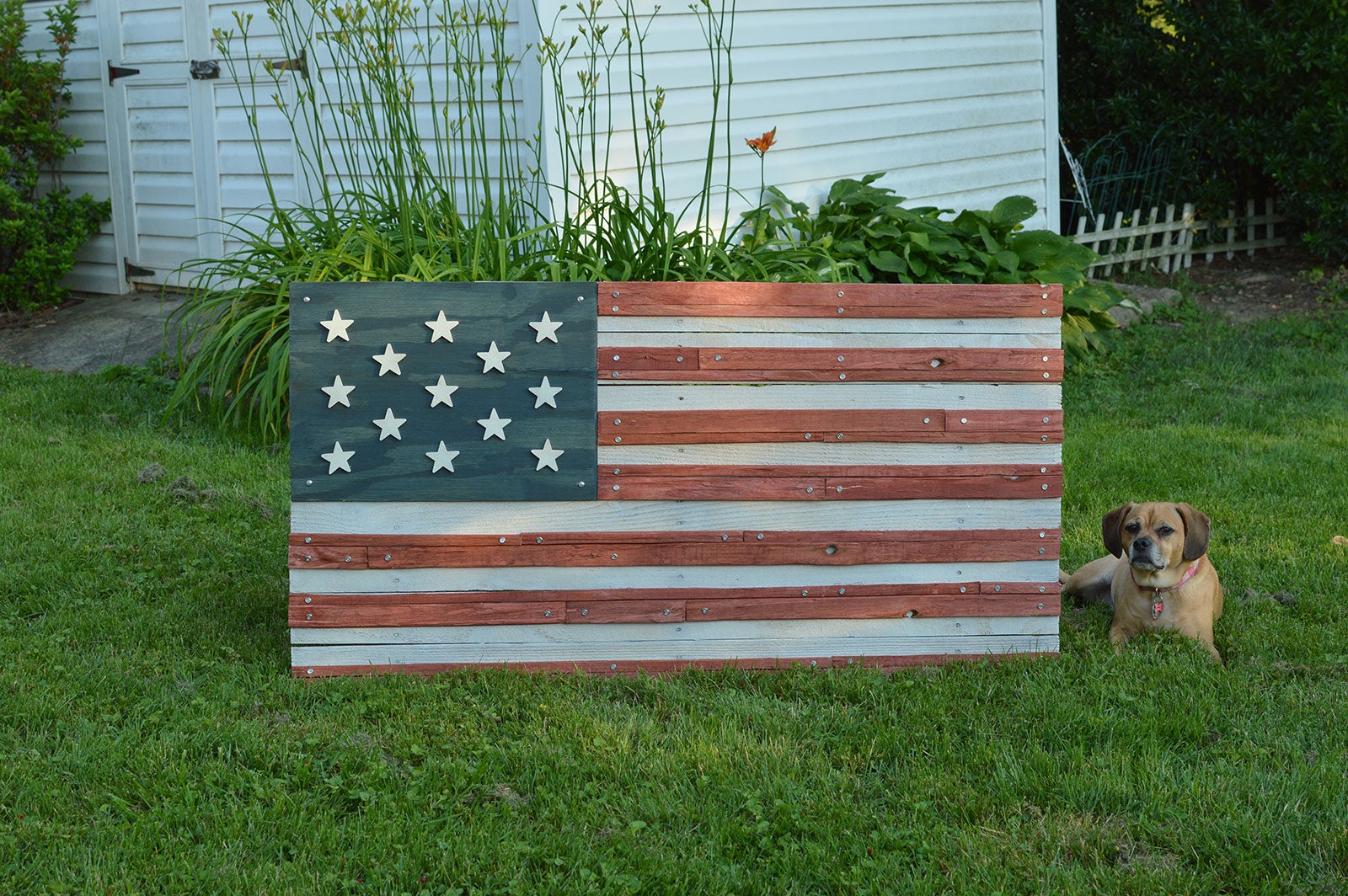 Image of the 1777 Flag